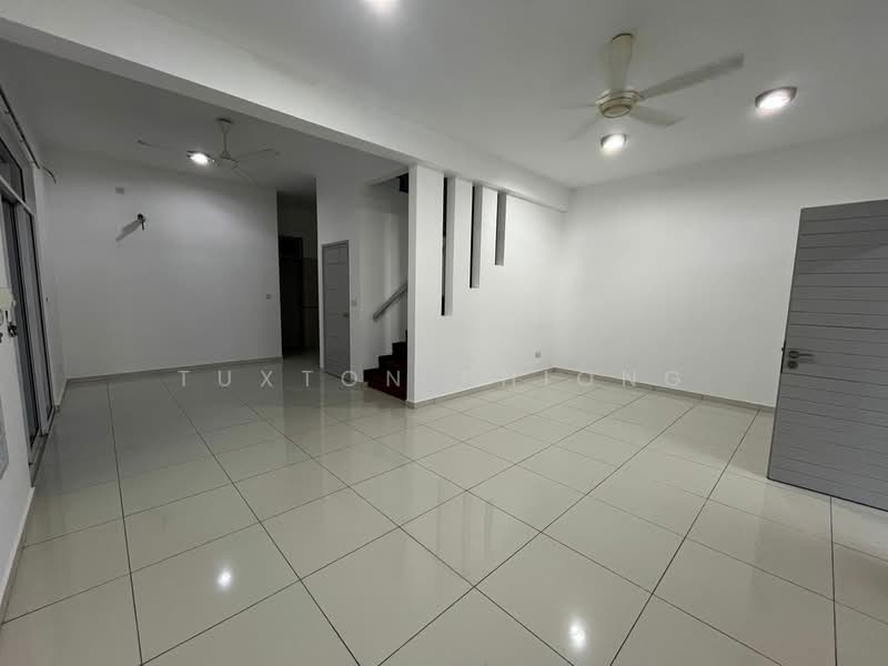D’grande @ Bukit Indah untuk Untuk Dijual - RM 1,250,000, Apr 2026 - Living Room - PropertyGuru.com.my