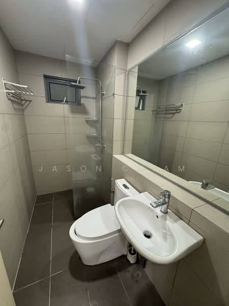 Condominium for Rent at Lakefront Residence - Jason Chiam - COMMON Bathroom - PropertyGuru.com.my