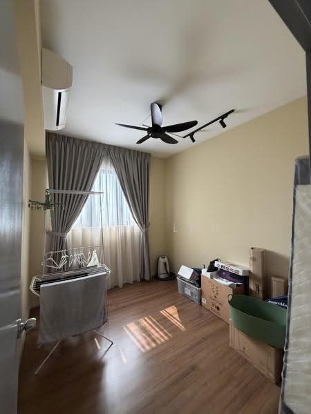 Service Residence for Sale at M Vertica - Ryan Low - Interior - PropertyGuru.com.my