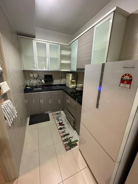 Service Residence for Rent at Tiara Mutiara / The Crown - Vincent Beh - Kitchen - PropertyGuru.com.my