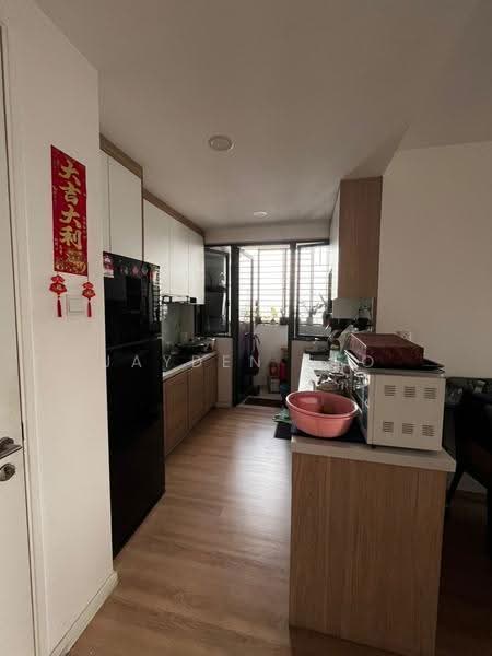 Service Residence for Sale at United Point (Residensi Berpadu) - Jayden Teo - Kitchen - PropertyGuru.com.my