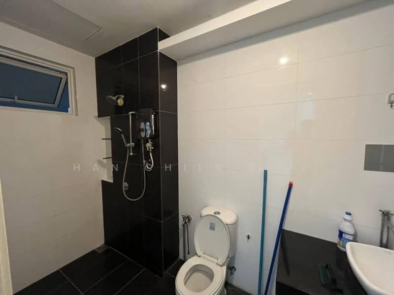 Condominium for Sale at The Clovers - Han Chien Yeap - Bathroom - PropertyGuru.com.my