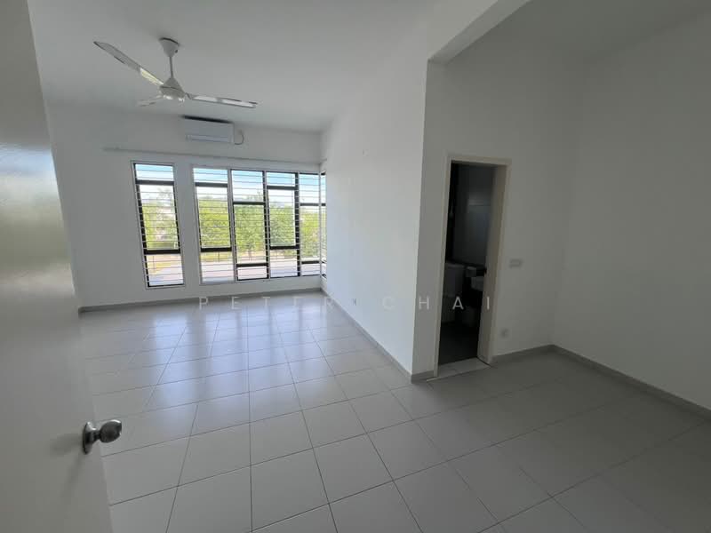 SETIA ECOHILL 2 untuk Untuk Disewa - RM 1,500 /bulan, Apr 2026 - Living Room - PropertyGuru.com.my