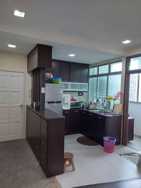 Lake View Suites untuk Untuk Disewa - RM 1,800 /bulan, Apr 2026 - Kitchen - PropertyGuru.com.my