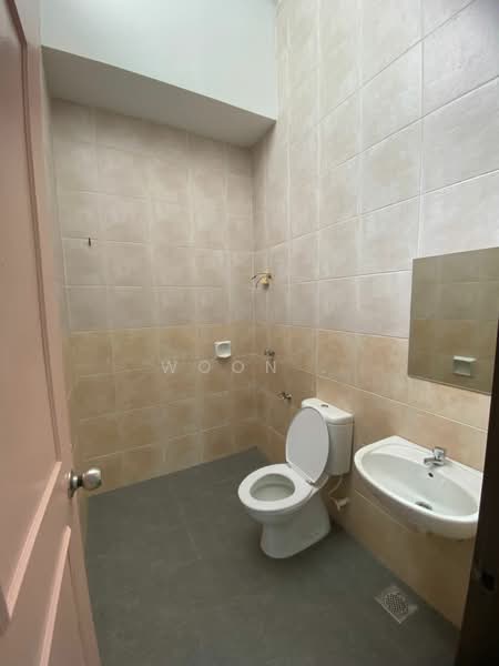 For Rent - Taman Bukit Beruang Permai