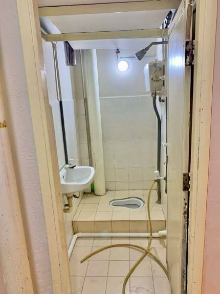 Other Property for Sale in Bandar Seri Alam (Masai) - Zira . - Bathroom - PropertyGuru.com.my