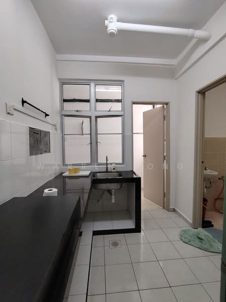Apartment for Rent at Molek Ria - Warren Tong - Kitchen - PropertyGuru.com.my
