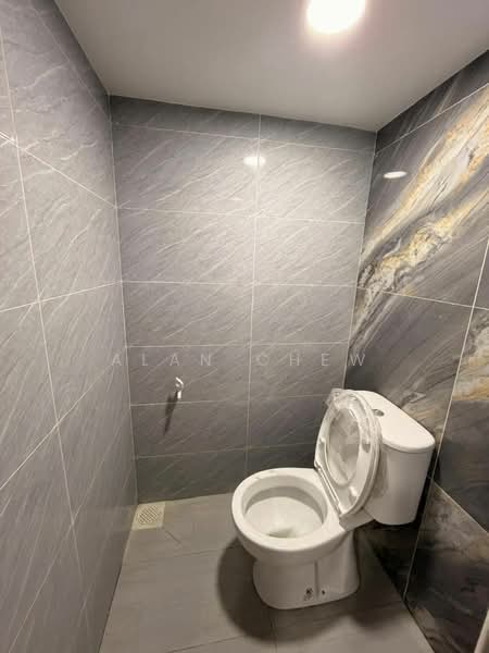 2-storey Terraced House for Sale in Taman Perindustrian Permas Jaya (Masai) - Alan Chew - Bathroom - PropertyGuru.com.my