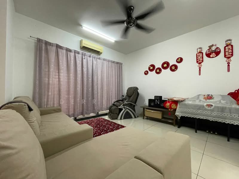 Rumah Teres 3-Tingkat untuk Dijual di Kota Emerald (Rawang) - Derrick Ang - Living Room - PropertyGuru.com.my