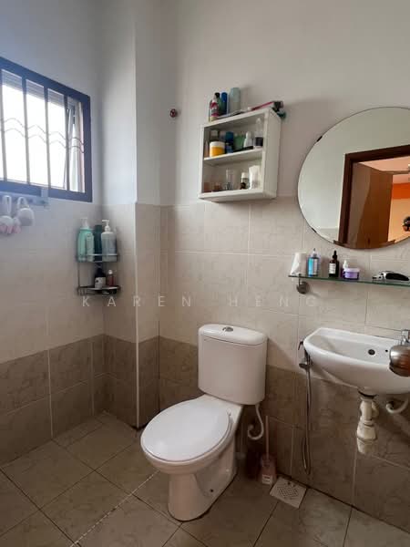 2-storey Terraced House for Sale in Taman Setia Indah (Tebrau) - Karen Heng - Bathroom - PropertyGuru.com.my