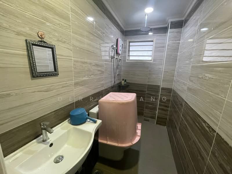 2-storey Terraced House for Sale in Denai Alam (Shah Alam) - Derrick Ang - Bathroom - PropertyGuru.com.my