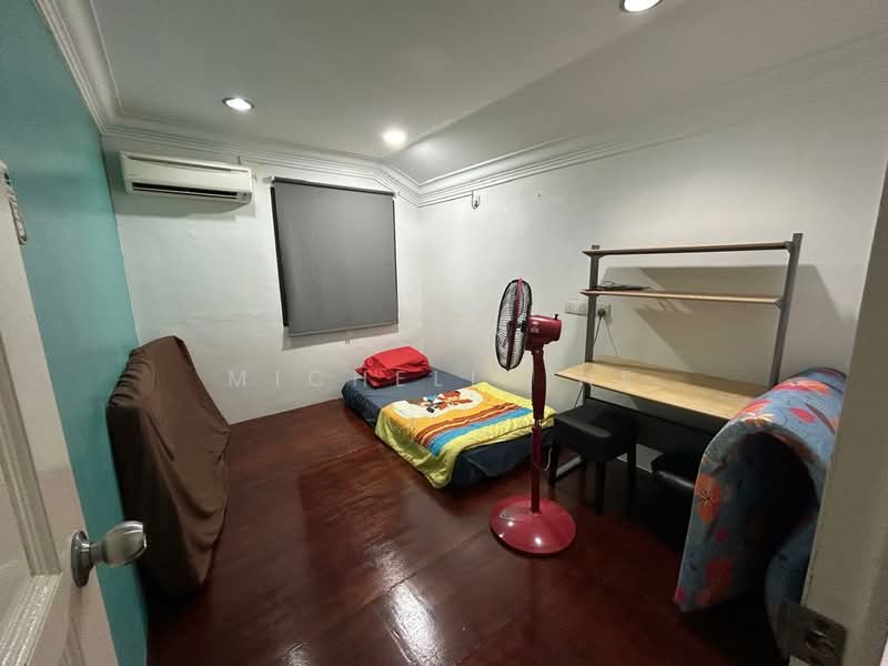 2-storey Terraced House for Sale in Permas Jaya (Johor Bahru) - Michelle He - Bedroom - PropertyGuru.com.my