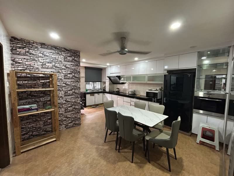2-storey Terraced House for Sale in Permas Jaya (Johor Bahru) - Michelle He - Kitchen - PropertyGuru.com.my