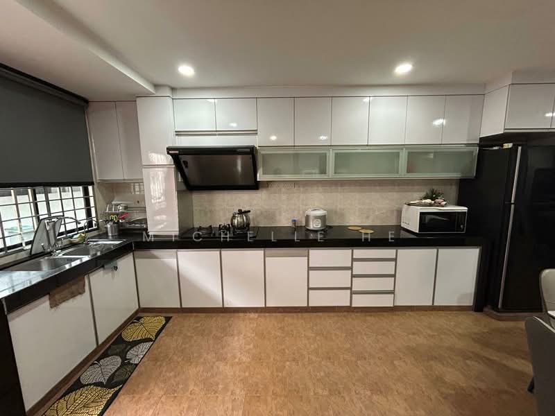 2-storey Terraced House for Sale in Permas Jaya (Johor Bahru) - Michelle He - Kitchen - PropertyGuru.com.my