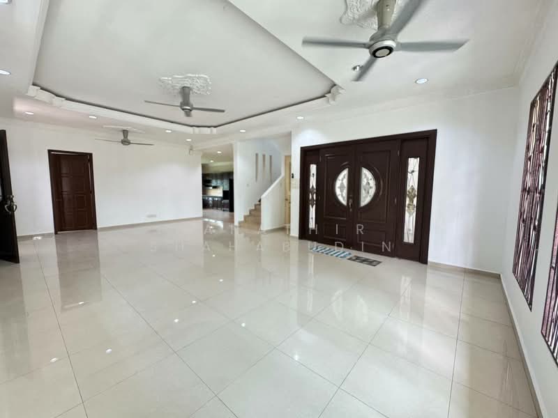 Subang Alam untuk Untuk Dijual - RM 1,350,000, Apr 2026 - Living Room - PropertyGuru.com.my