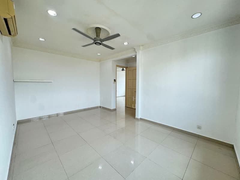 Subang Alam untuk Untuk Dijual - RM 1,350,000, Apr 2026 - Living Room - PropertyGuru.com.my