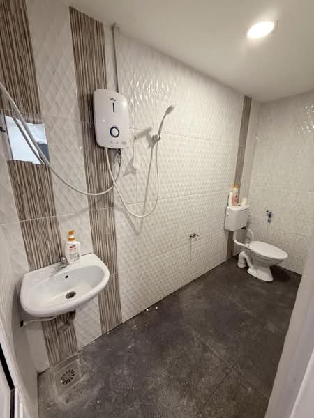 Taman Abad Tamans Abads Taman Abads untuk Untuk Disewa - RM 3,600 /bulan, Apr 2026 - Bathroom - PropertyGuru.com.my