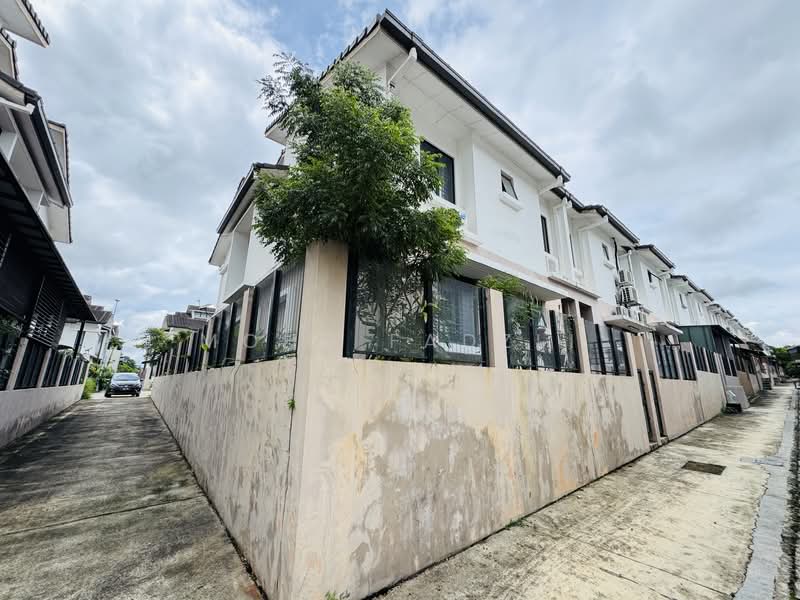 2-storey Terraced House for Sale in Denai Alam (Shah Alam) - Mohd Fadzli - Exterior - PropertyGuru.com.my