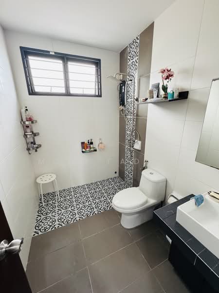 2-storey Terraced House for Sale in Denai Alam (Shah Alam) - Mohd Fadzli - Bathroom - PropertyGuru.com.my