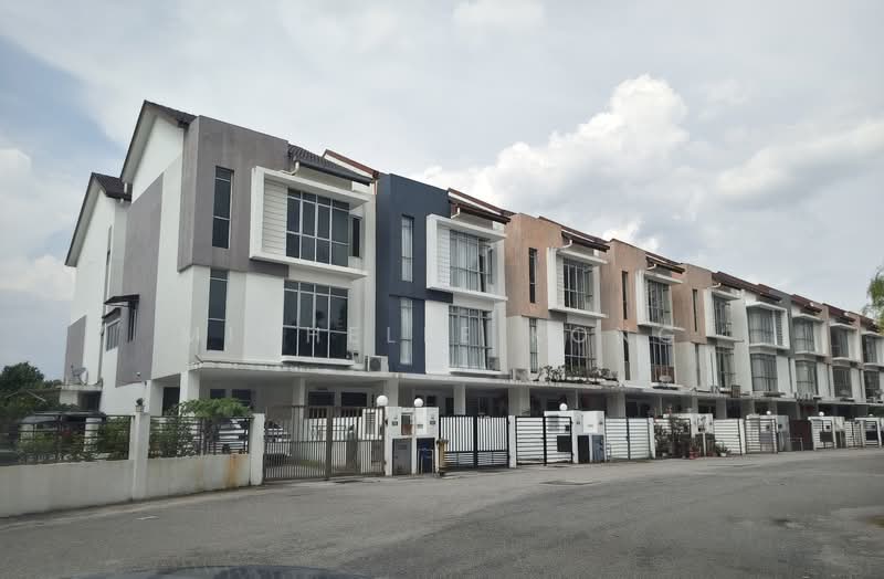 Condominium for Rent at Cascadia Lake Vista - Michelle Kong - Exterior - PropertyGuru.com.my