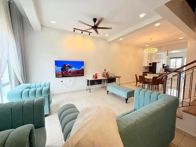3-storey Terraced House for Sale in Bandar Sunsuria (Sepang) - Azli Ibrahim - Living Room - PropertyGuru.com.my