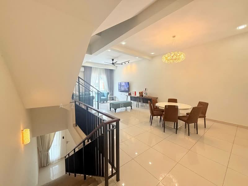 3-storey Terraced House for Sale in Bandar Sunsuria (Sepang) - Azli Ibrahim - Living Room - PropertyGuru.com.my