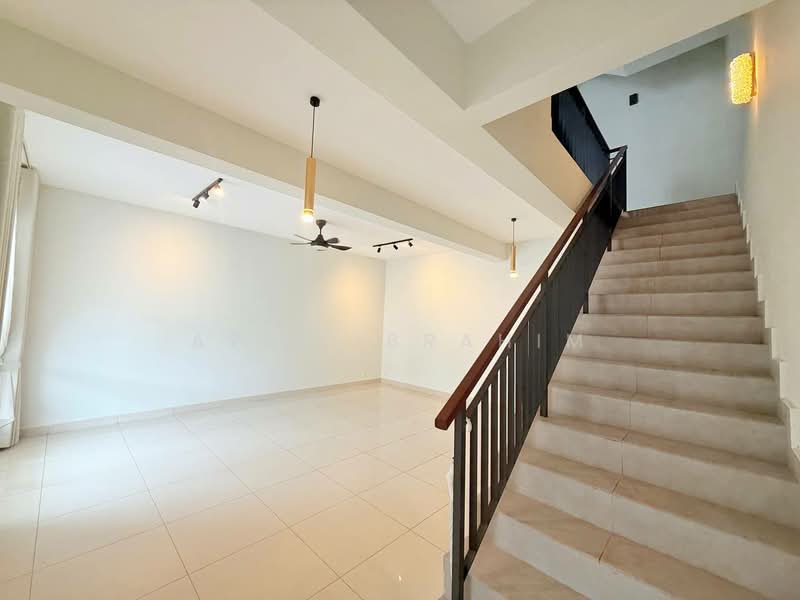 3-storey Terraced House for Sale in Bandar Sunsuria (Sepang) - Azli Ibrahim - Interior - PropertyGuru.com.my