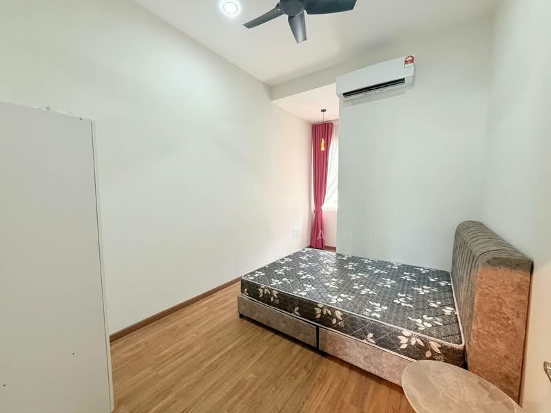 3-storey Terraced House for Sale in Bandar Sunsuria (Sepang) - Azli Ibrahim - Bedroom - PropertyGuru.com.my