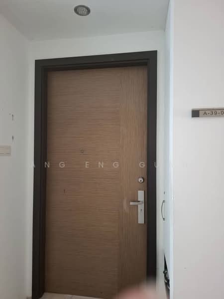 Servis Apartment untuk Dijual di Sentrovue - Ang Eng Guan - Entrance - PropertyGuru.com.my