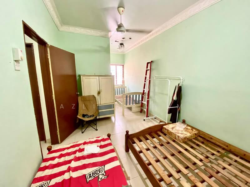 Rumah Teres 2 Tingkat untuk Dijual di Kajang (Selangor) - Azli Ibrahim - Bedroom - PropertyGuru.com.my