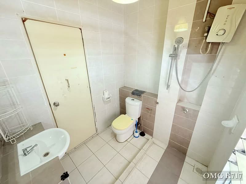 2-storey Terraced House for Rent in Setia Alam (Selangor) - Ryan . - Bathroom - PropertyGuru.com.my