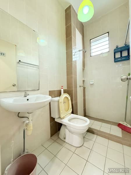 2-storey Terraced House for Rent in Setia Alam (Selangor) - Ryan . - Bathroom - PropertyGuru.com.my
