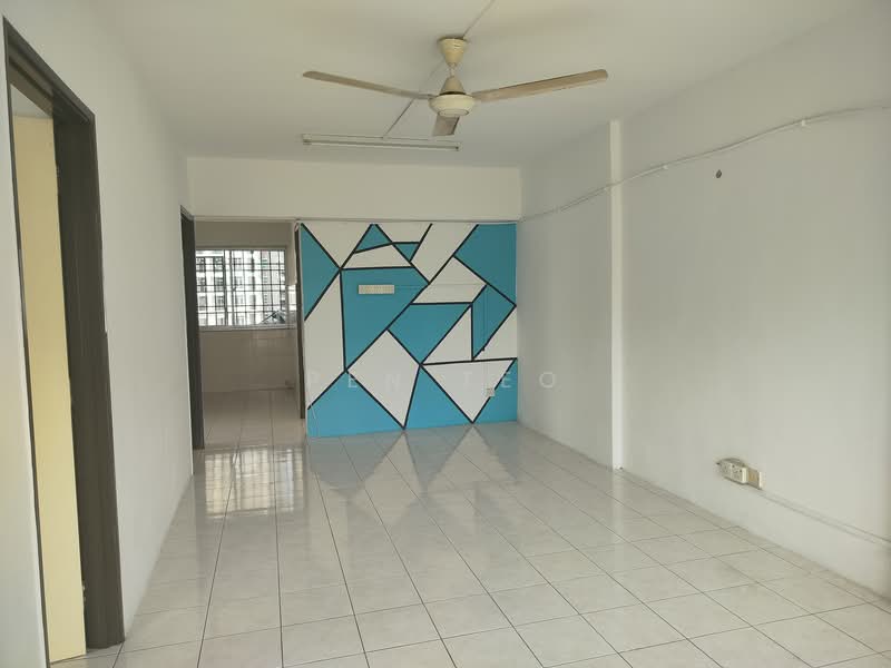 Apartment for Sale at Desa Indah Block 33 - Pen Teo - Living Room  - PropertyGuru.com.my