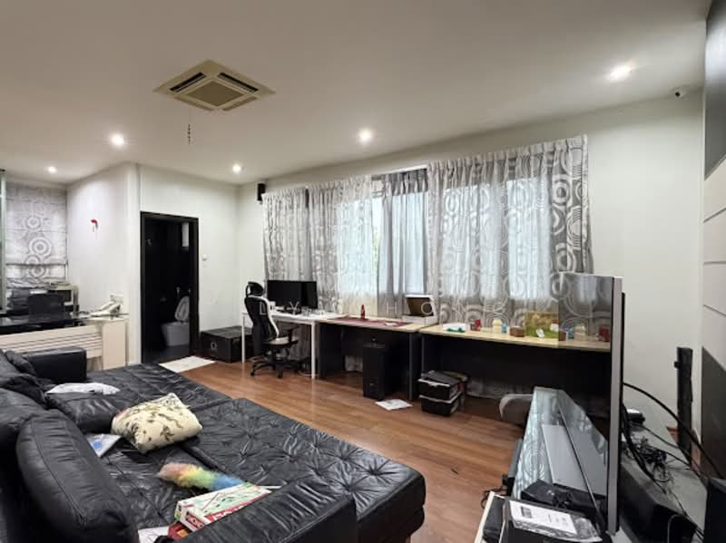Semi-Detached House for Sale in Ampang Jaya (Ampang) - Elly Chong - Living Room - PropertyGuru.com.my