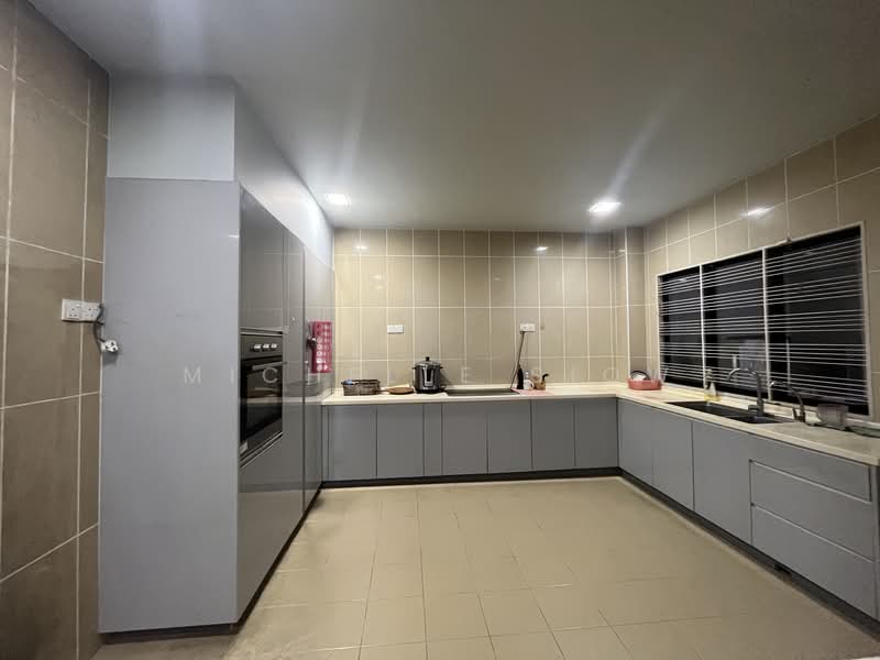 Semi-Detached House for Sale in Taman Bukit Prima (Cheras) - Michelle Siow - Kitchen - PropertyGuru.com.my