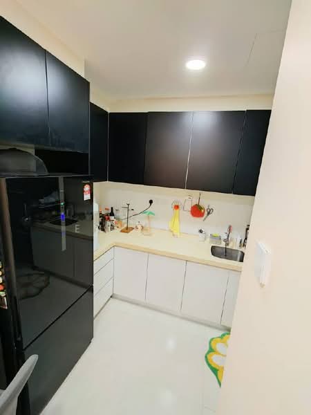 Condominium for Sale at Medini Signature - Ember Lim - Kitchen - PropertyGuru.com.my