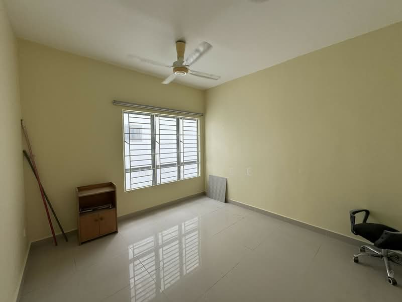 2.5-storey Terraced House for Sale in Taman Bukit Serdang (Seri Kembangan) - Max Lee - Interior - PropertyGuru.com.my