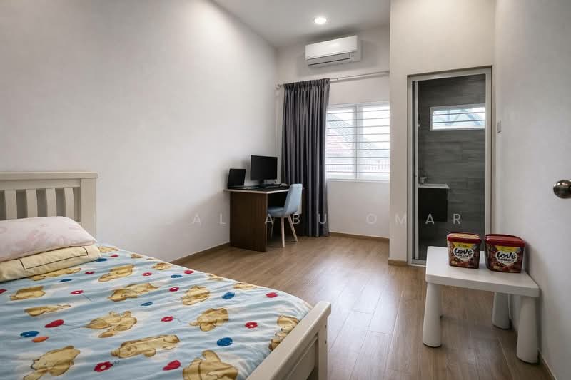 2.5-storey Terraced House for Sale in Ampang Jaya (Ampang) - Faisal Abu Omar - PropertyGuru.com.my