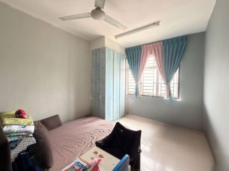 Apartment for Sale at Villa Krystal @ Bandar Selesa Jaya - Ong Lih Shyan - Bedroom - PropertyGuru.com.my
