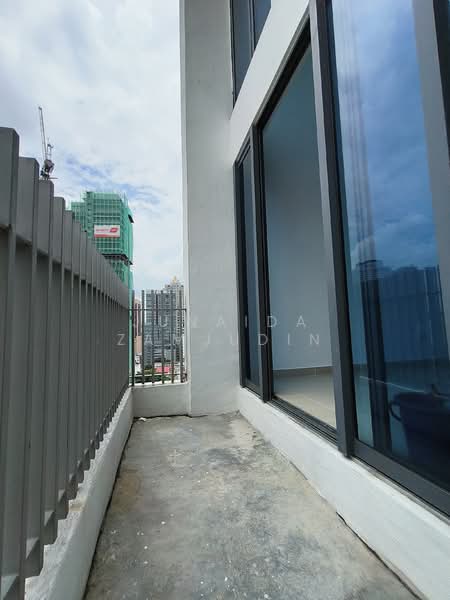 Soho for Sale in Cheras (Kuala Lumpur) - Junaida Zamjudin - Balcony - PropertyGuru.com.my