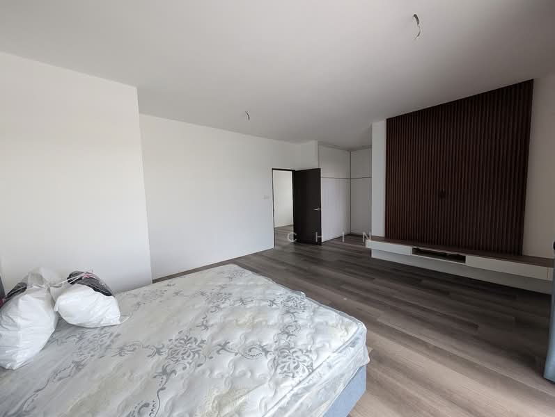 Semi-Detached House for Sale in Kuching (Sarawak) - Alex Chin - Bedroom - PropertyGuru.com.my