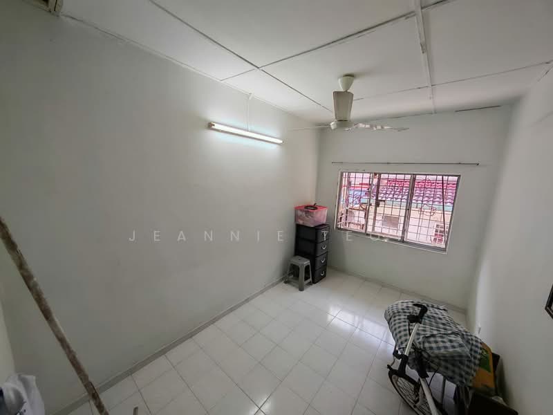 2-storey Terraced House for Sale in Taman Pandan Mewah (Pandan Indah) - Jeannie Teoh - Bedroom - PropertyGuru.com.my