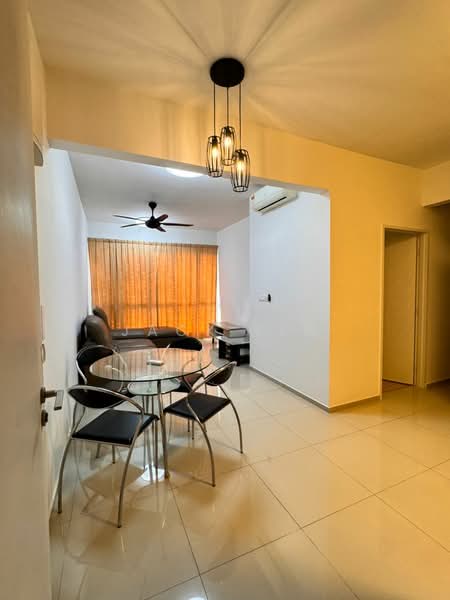 Gravit8, Klang untuk Untuk Disewa - RM 1,700 /bulan, Apr 2026 - Living Room - PropertyGuru.com.my