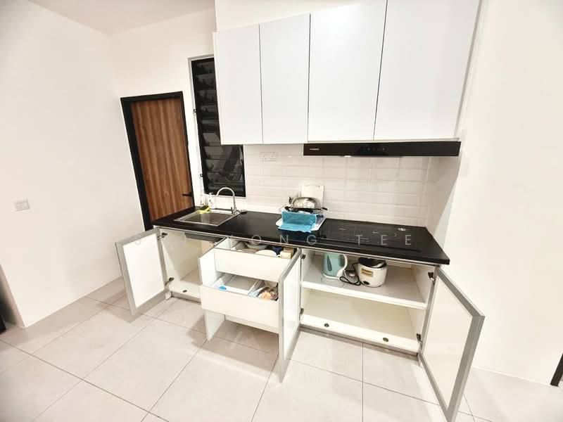 Apartment for Rent at Armadale Residence, Kuching, Sarawak - Sei Yong Tee - Kitchen - PropertyGuru.com.my