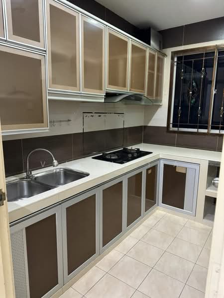 Bukit Indah untuk Untuk Disewa - RM 2,700 /bulan, Apr 2026 - Kitchen - PropertyGuru.com.my