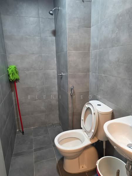 Condominium for Sale at ALIX Residences - Eleni Yeoh - Bathroom - PropertyGuru.com.my