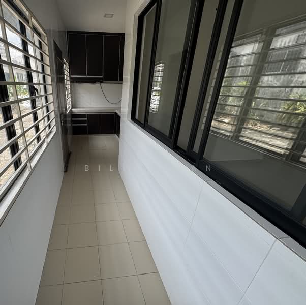 Taman Yarl untuk Untuk Dijual - RM 950,000, Apr 2026 - Kitchen - PropertyGuru.com.my