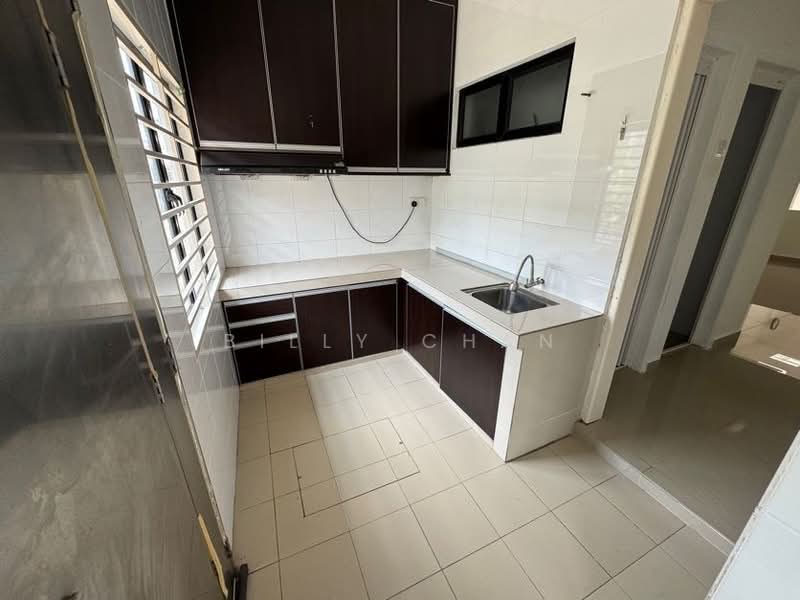 Taman Yarl untuk Untuk Dijual - RM 950,000, Apr 2026 - Kitchen - PropertyGuru.com.my