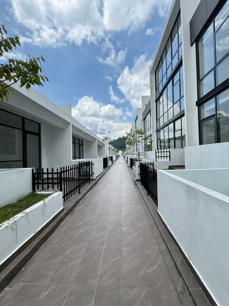 Empire Residence untuk Untuk Dijual - RM 1,800,000, Apr 2026 - Exterior - PropertyGuru.com.my