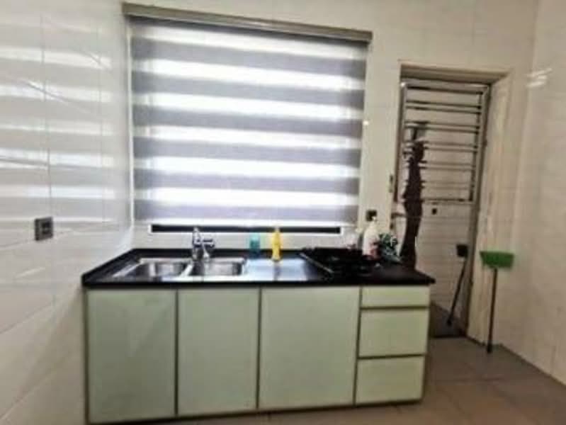 2-storey Terraced House for Rent in Iskandar Puteri (Nusajaya) (Johor) - Sarah Shaffi - Kitchen - PropertyGuru.com.my